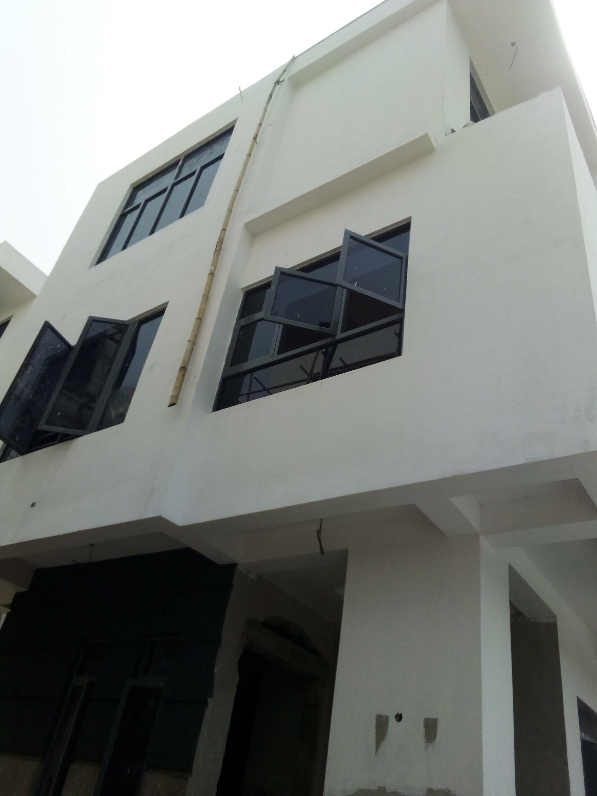 5 Bedroom Fully Detached Duplex Town House